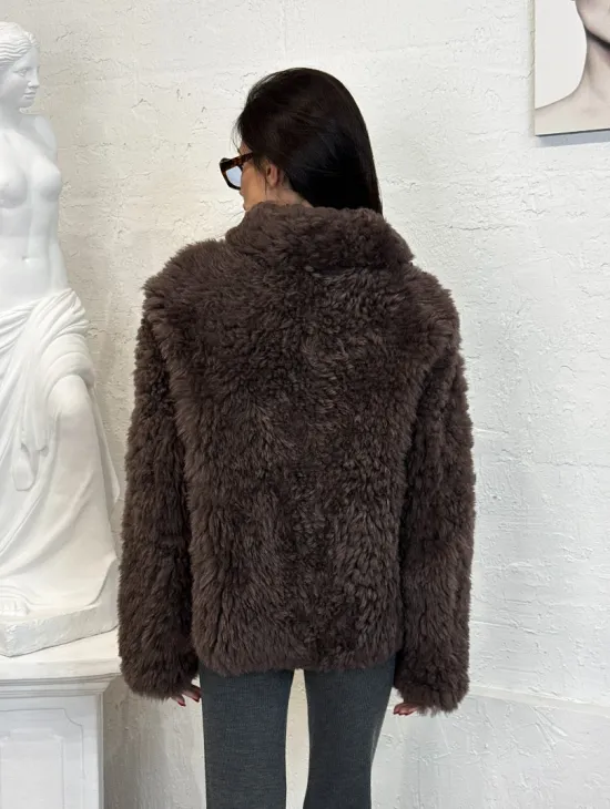 Полушубок - куртка женская из натуральной овчины с воротником апаш - фото 4