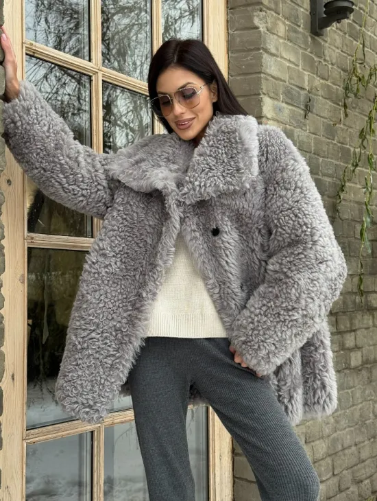 Короткая шубка - дублёнка из овчины - фото 11