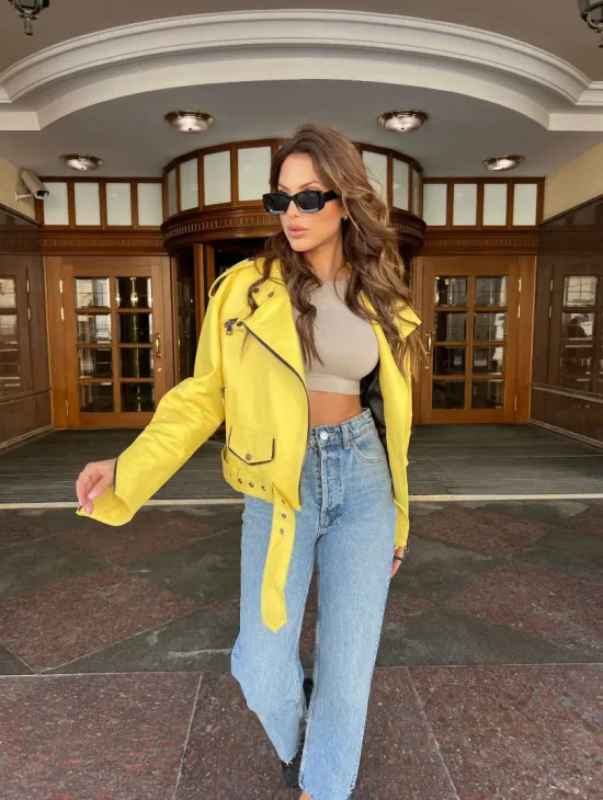 Желтая косуха из натуральной кожи - фото 2