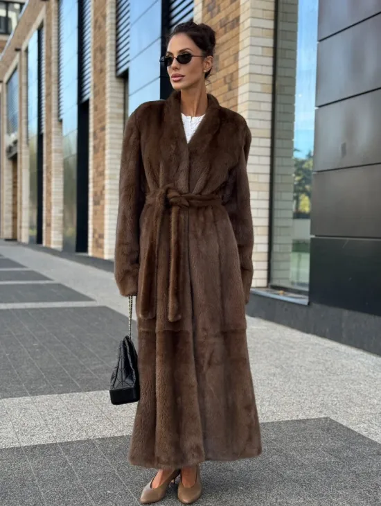 Длинное норковое пальто - шуба в цвете соболь - фото 0