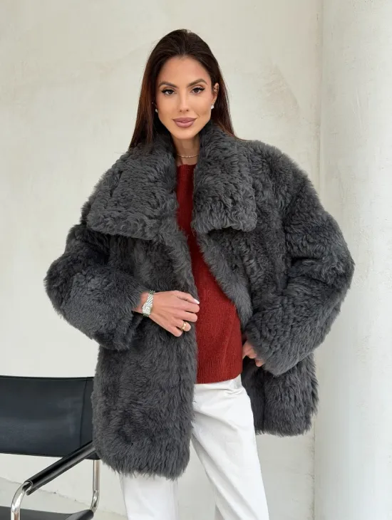 Серая дубленка из тиградо - фото 11