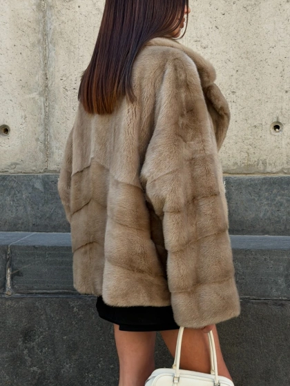 Шуба из норки SAGA FURS  с английским воротником - цвет пастель - фото 6