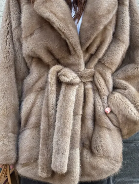 Летучая мышь пастель аукционная норка - фото 1